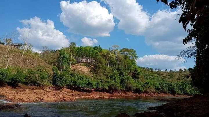 ภูริรักษ์ โฮมสเตย์ Ban Pha Saeng Lang Buitenkant foto