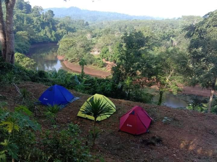 ภูริรักษ์ โฮมสเตย์ Ban Pha Saeng Lang Buitenkant foto