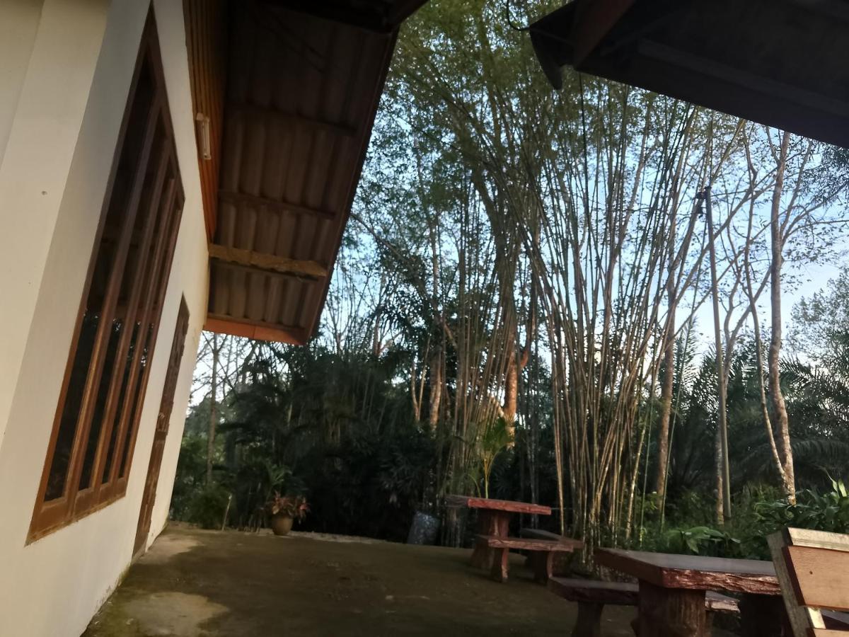 ภูริรักษ์ โฮมสเตย์ Ban Pha Saeng Lang Buitenkant foto